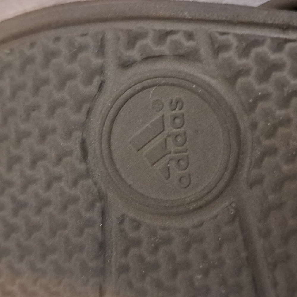 Adidas bundle - Picture 12 of 12